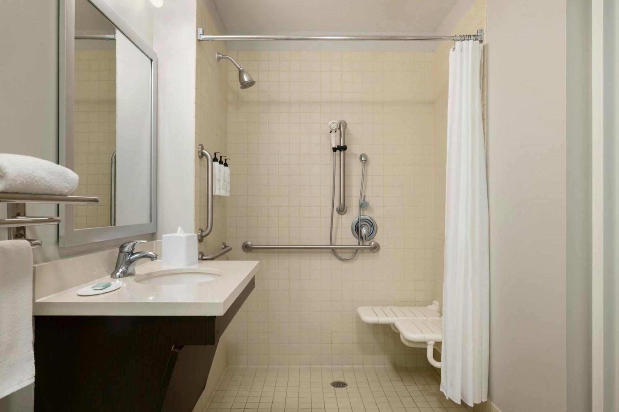 Towneplace Suites By Marriott Alexandria Εξωτερικό φωτογραφία